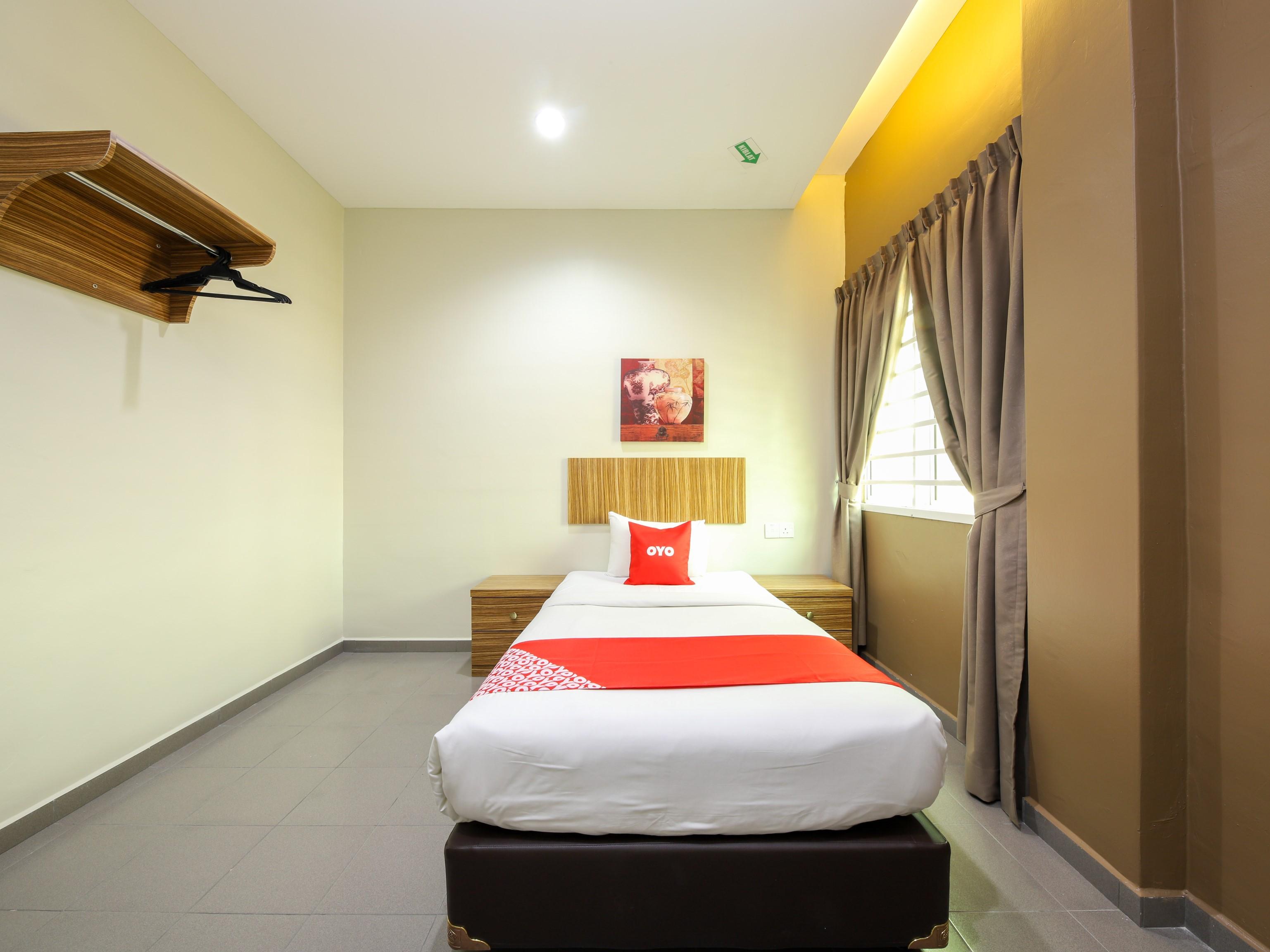 OYO 89839 Riaz Hotel Malacca Kültér fotó