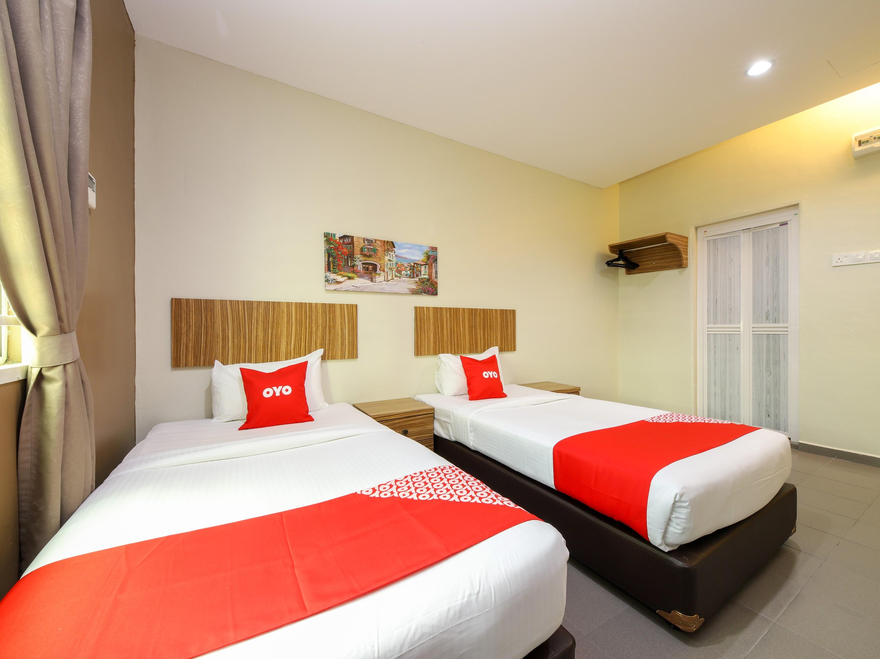 OYO 89839 Riaz Hotel Malacca Kültér fotó