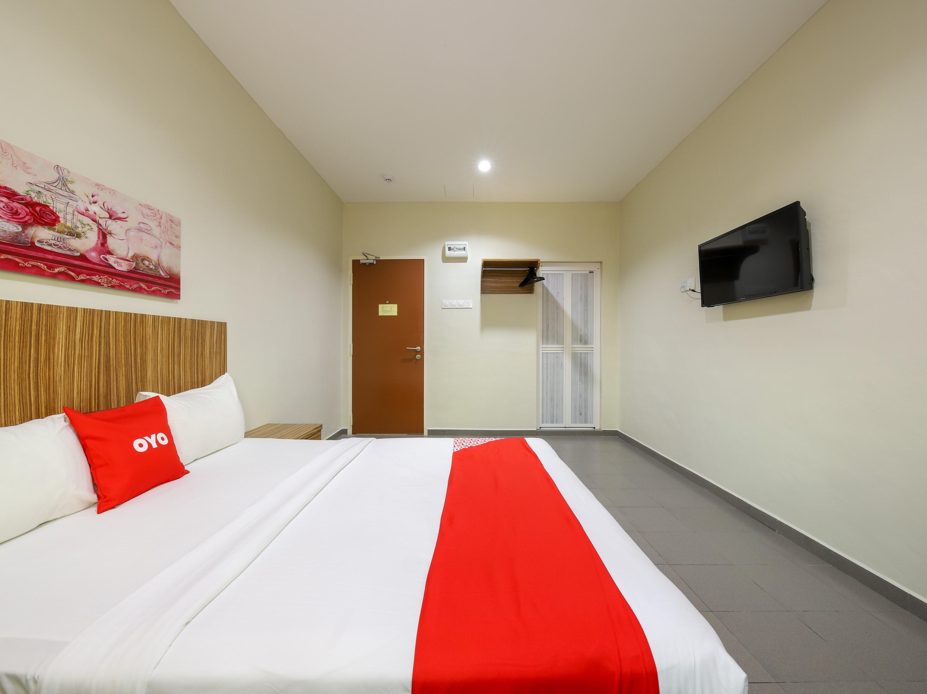 OYO 89839 Riaz Hotel Malacca Kültér fotó