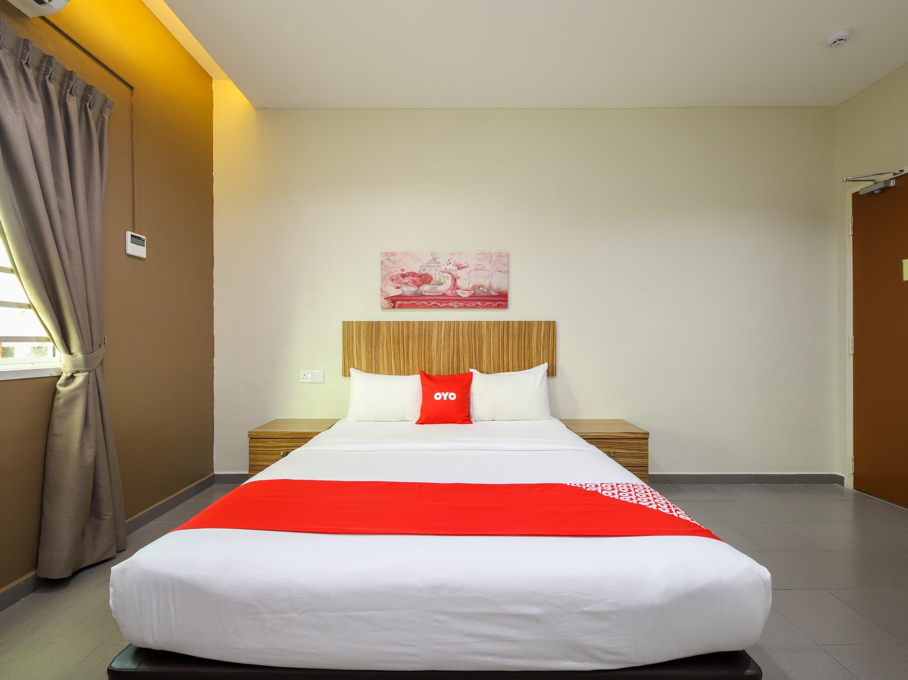 OYO 89839 Riaz Hotel Malacca Kültér fotó