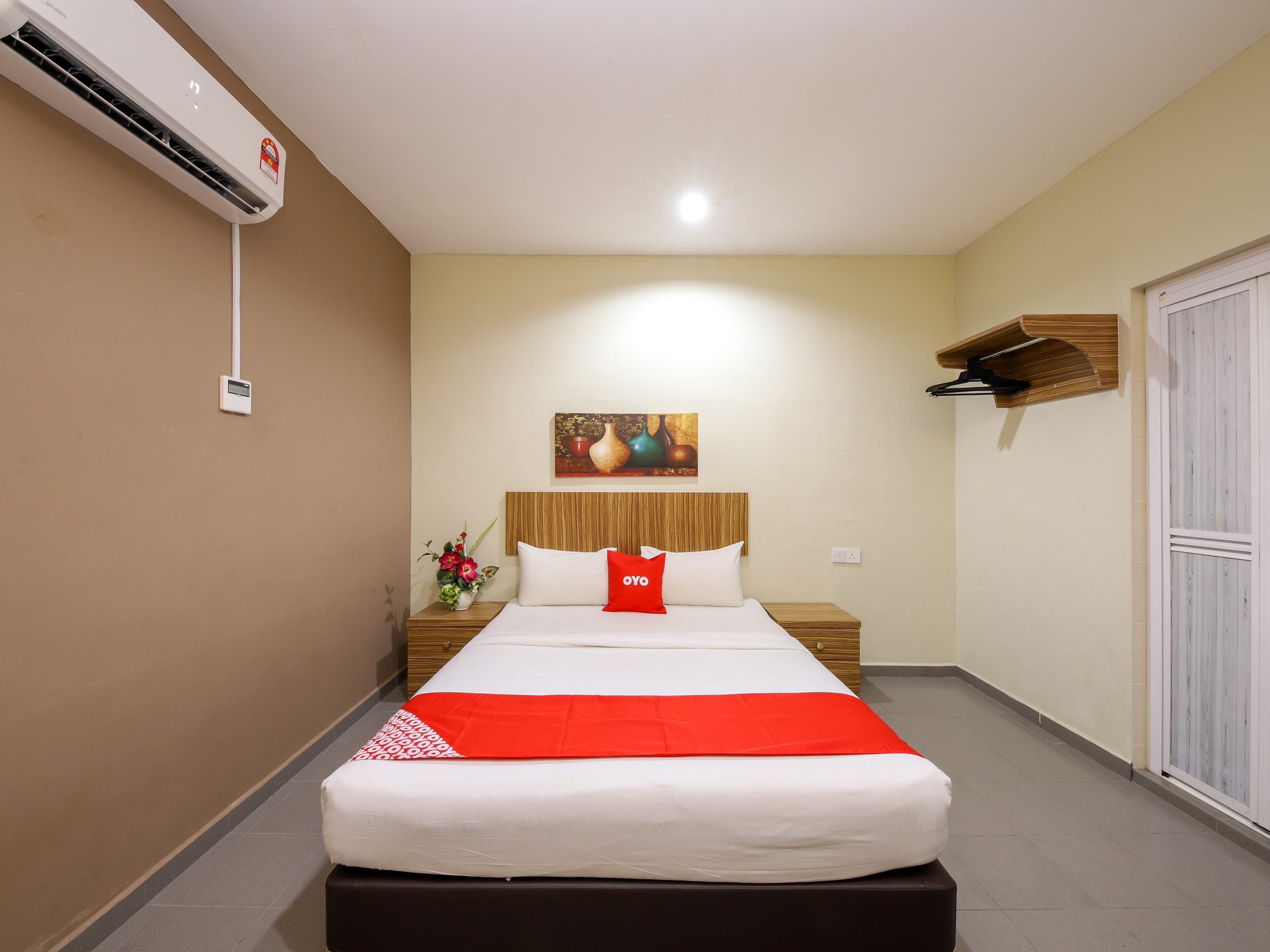 OYO 89839 Riaz Hotel Malacca Kültér fotó