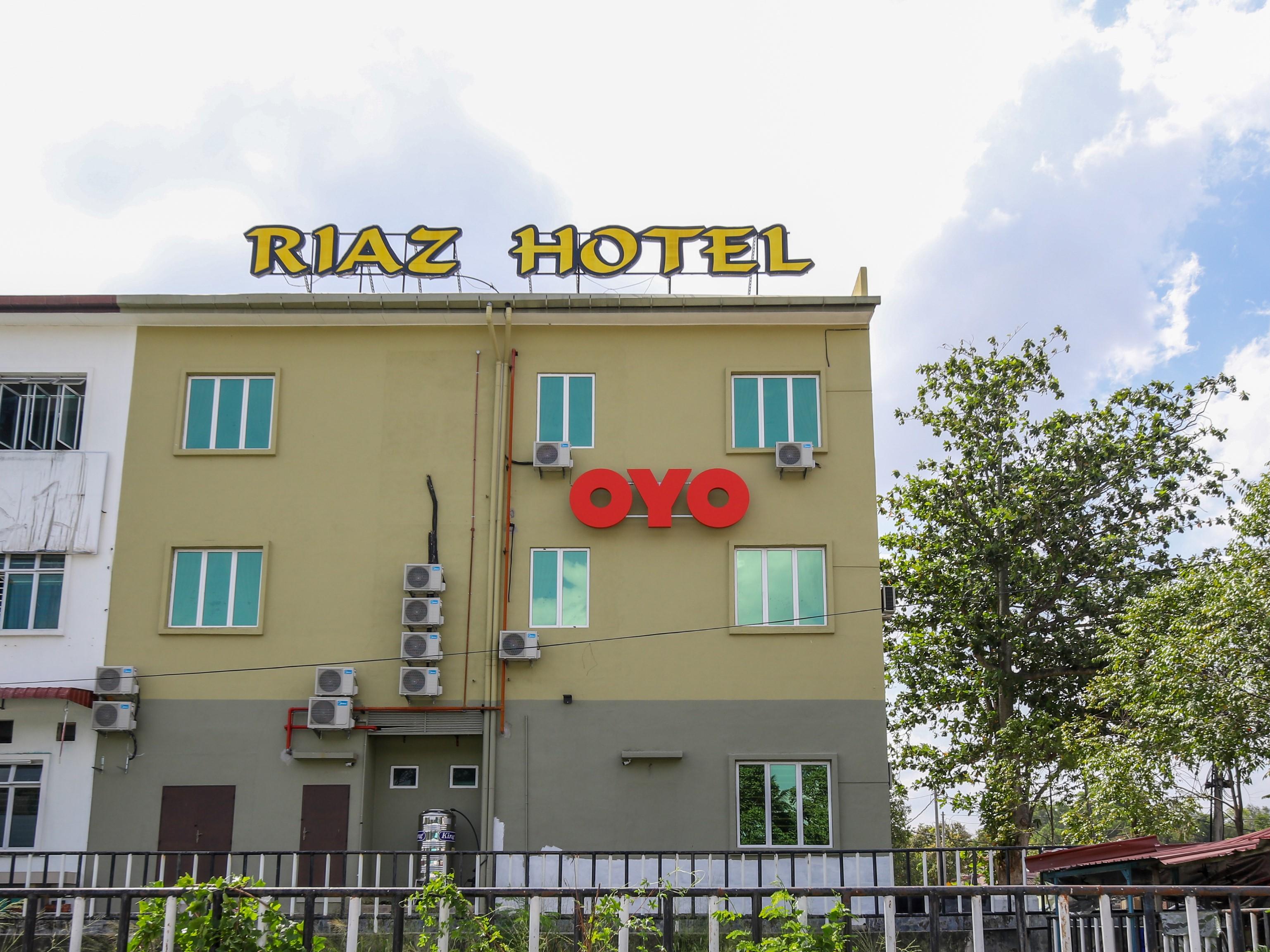 OYO 89839 Riaz Hotel Malacca Kültér fotó